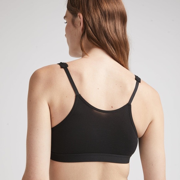 NWT Richer Poorer Stretch Lyocell Racerback Bralette Bra black active lounge - Picture 4 of 6